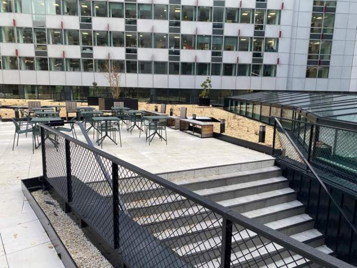 Création de toit végétal en Île-de-France